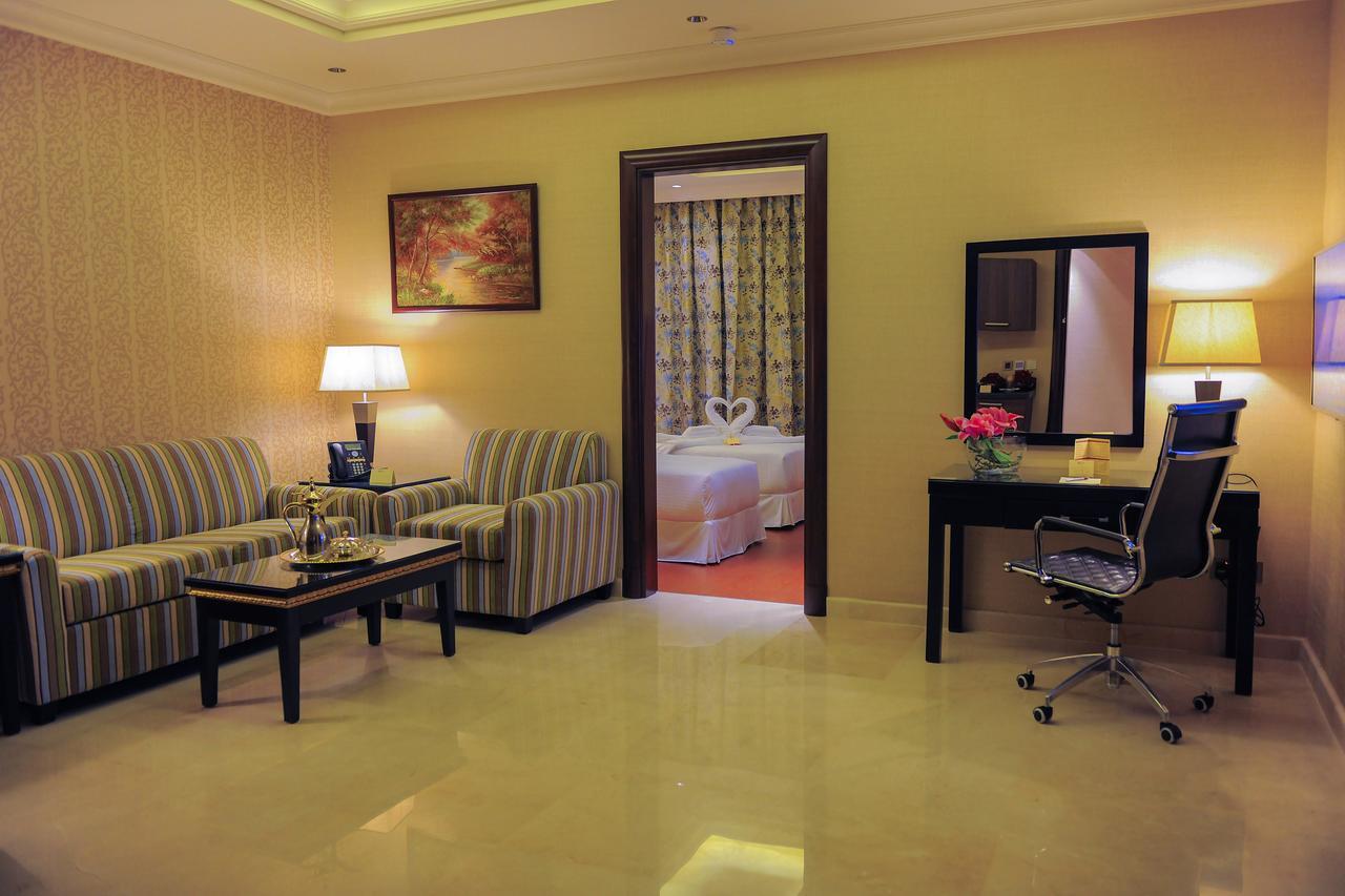 Suite Inn Hotel Riaad Buitenkant foto