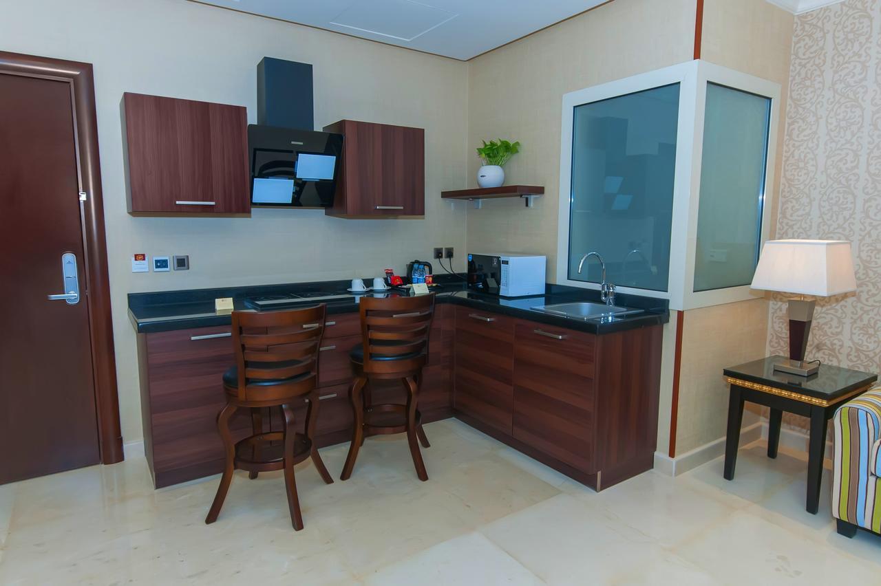 Suite Inn Hotel Riaad Buitenkant foto